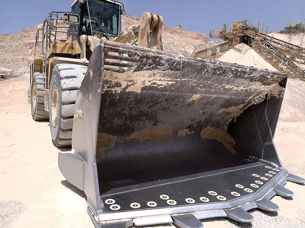 Wiellader Komatsu WA600-8EO