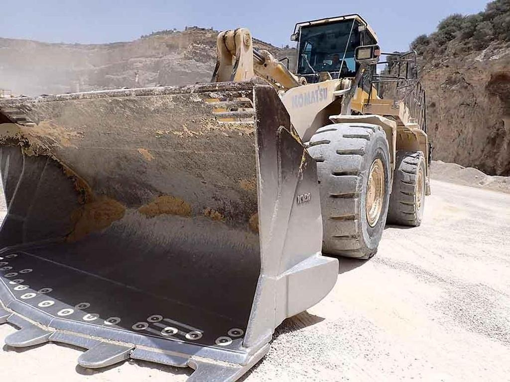 Wiellader Komatsu WA600-8EO