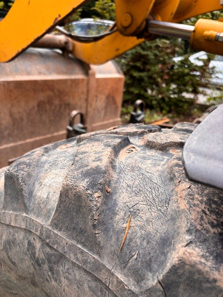 Wiellader Komatsu WA70-7