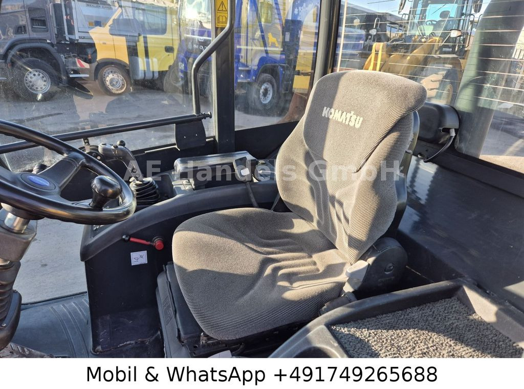 Wiellader Komatsu WA70-7 *Schaufel-1,5m³/Gabel/Schnellwechsler
