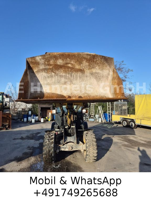 Wiellader Komatsu WA70-7 *Schaufel-1,5m³/Gabel/Schnellwechsler