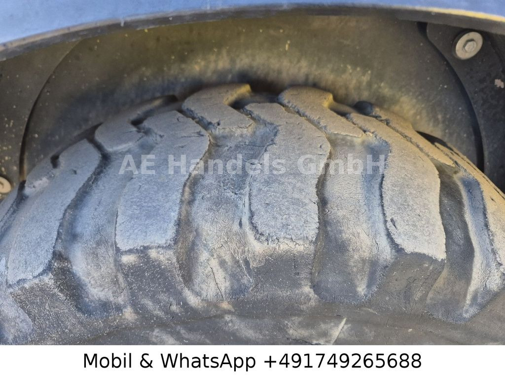 Wiellader Komatsu WA70-7 *Schaufel-1,5m³/Gabel/Schnellwechsler