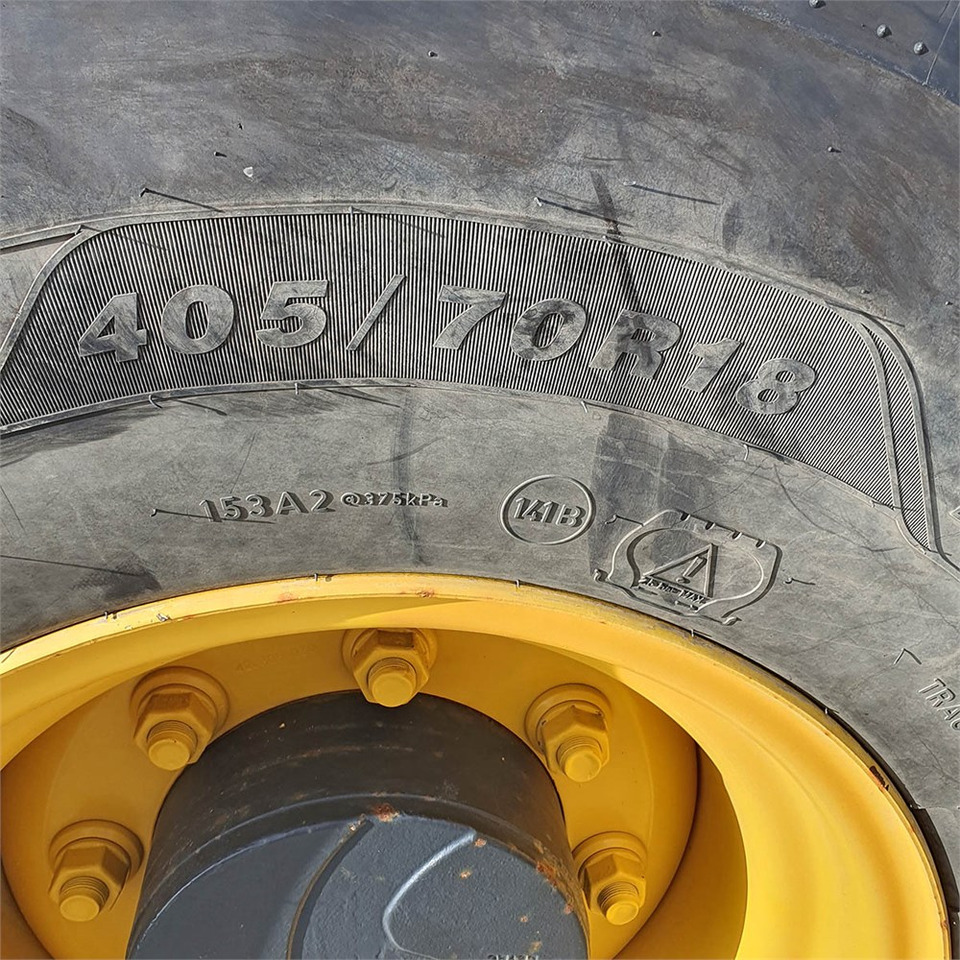 Wiellader Komatsu WA70 M-8 EO