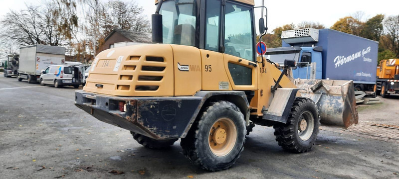 Wiellader Komatsu WA95-3