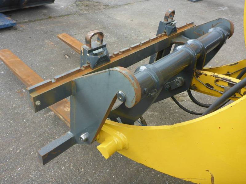 Wiellader Komatsu WA 100 M-8