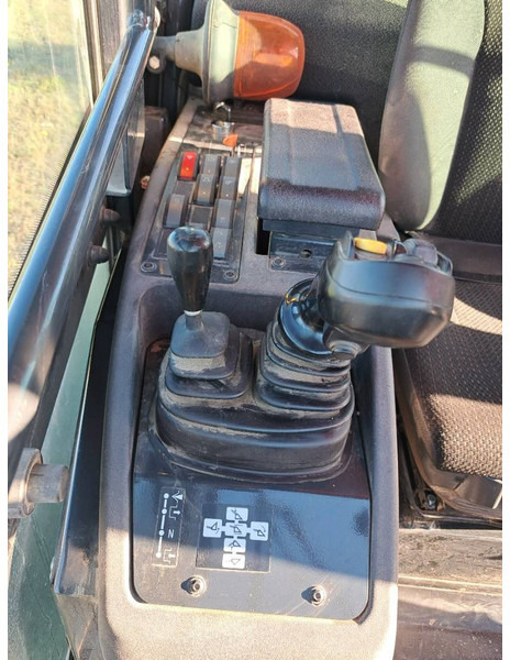 Wiellader Komatsu WA 100 M-8