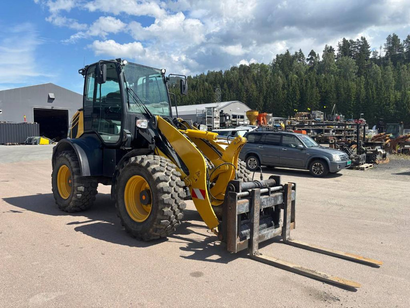 Wiellader Komatsu WA 100 M-8E0