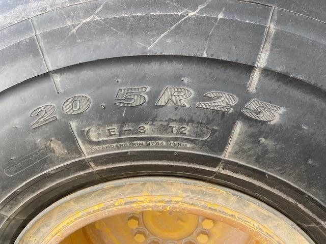 Wiellader Komatsu WA 200-5 (12005680)