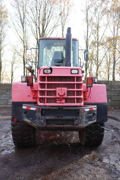 Wiellader Komatsu WA 270-3