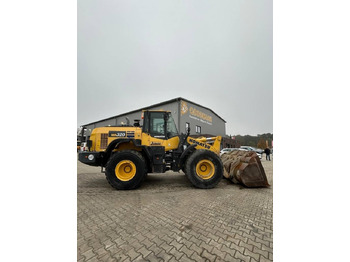 Wiellader Komatsu WA 320 