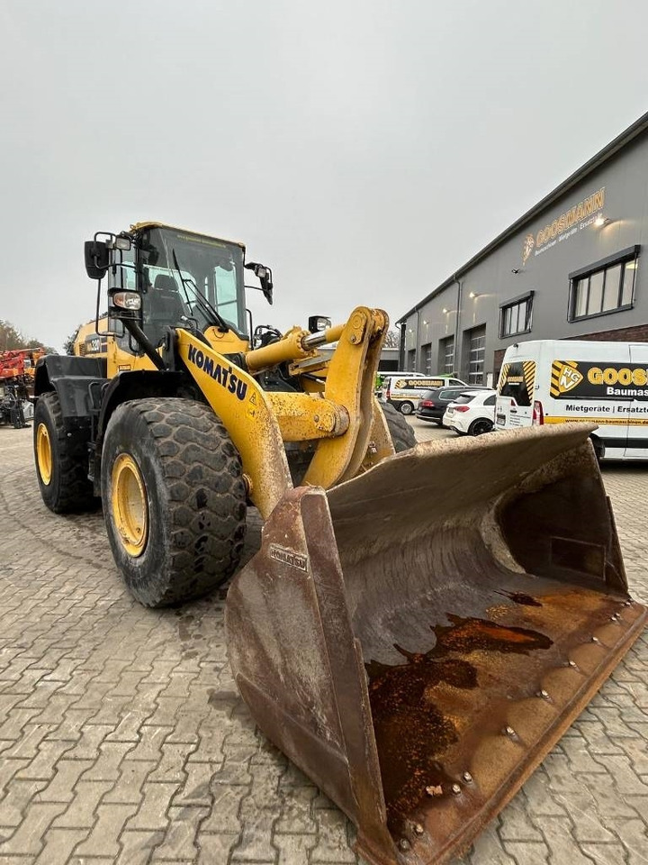 Wiellader Komatsu WA 320