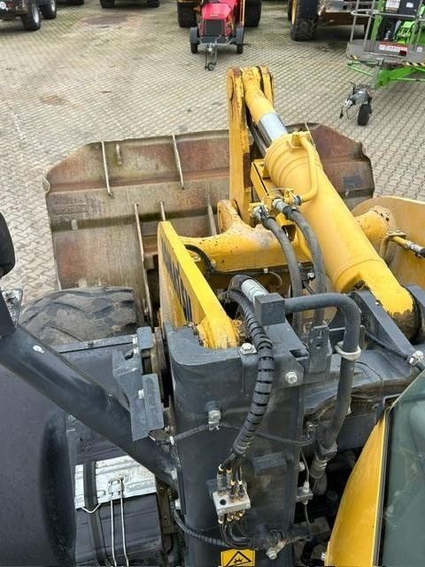 Wiellader Komatsu WA 320