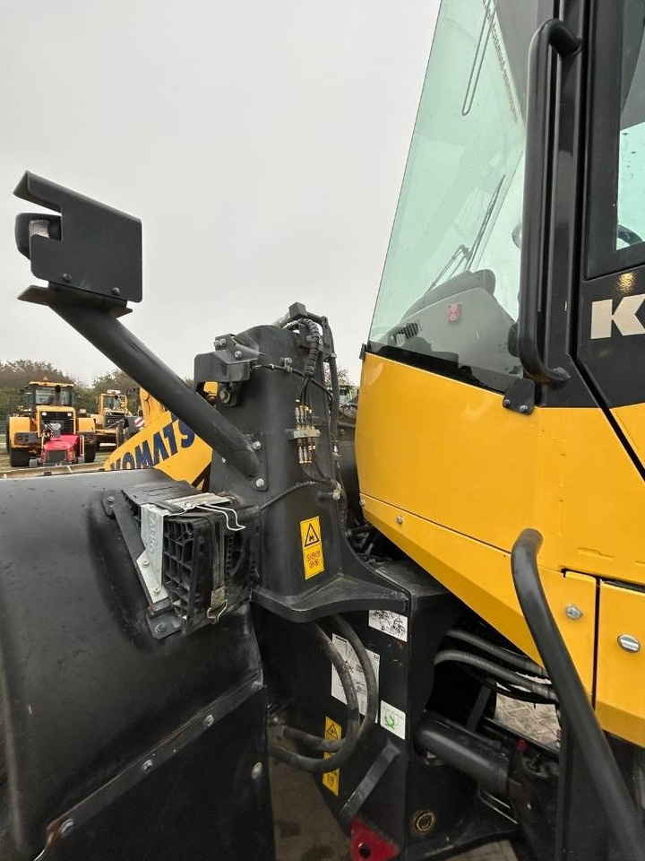 Wiellader Komatsu WA 320