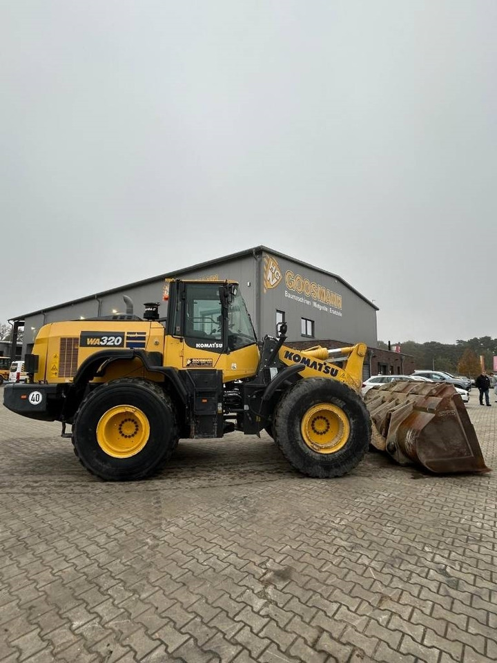 Wiellader Komatsu WA 320