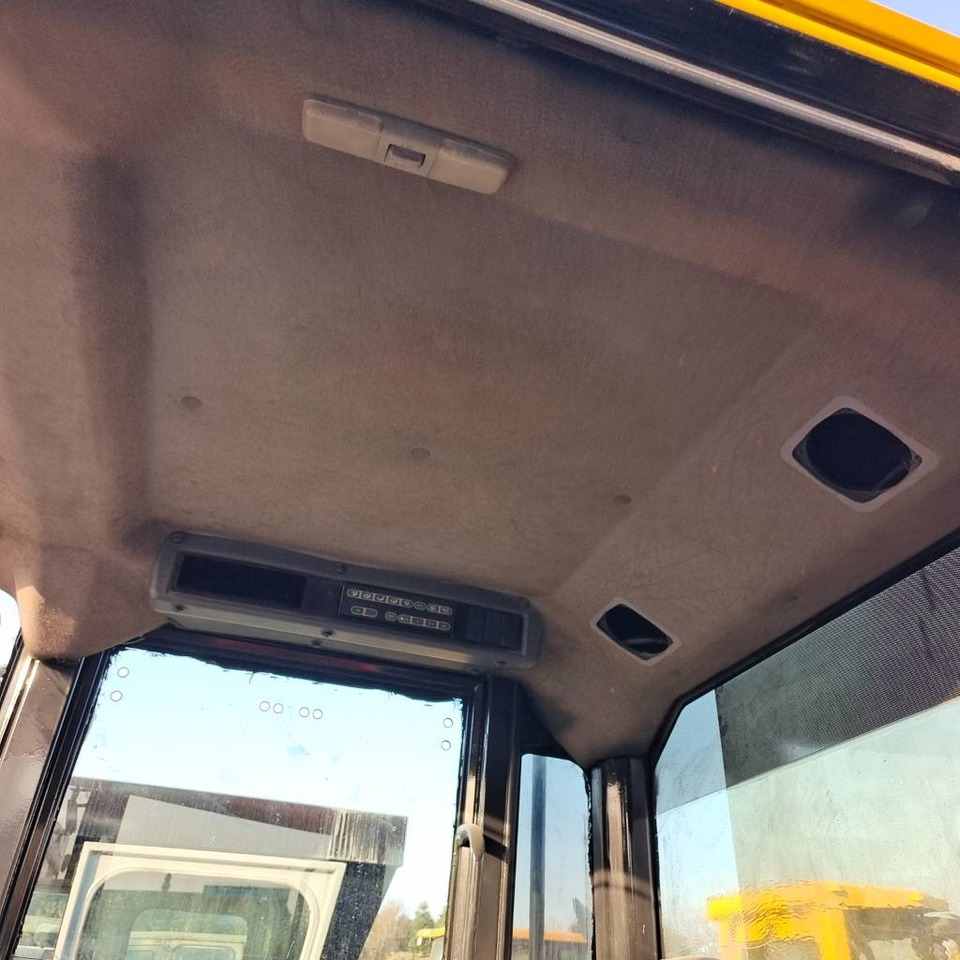 Wiellader Komatsu WA 320-5