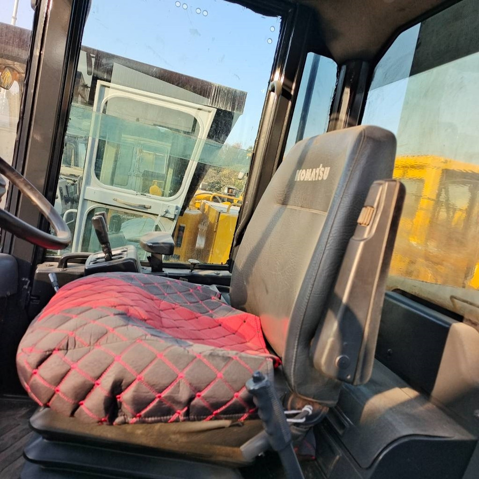 Wiellader Komatsu WA 320-5