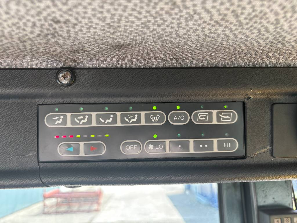 Wiellader Komatsu WA 320-5
