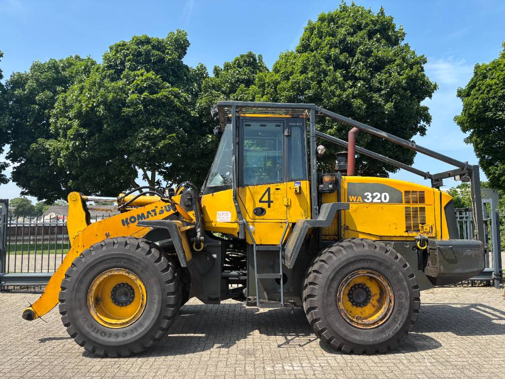 Wiellader Komatsu WA 320-5
