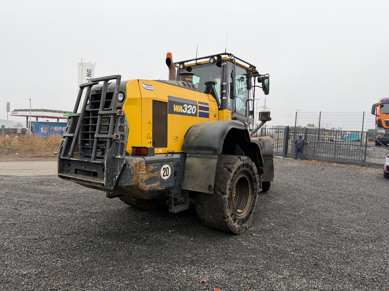 Wiellader Komatsu WA 320 -8 Radlader Highlift Vollgummi Wartung