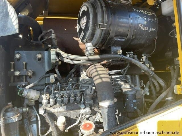 Wiellader Komatsu WA 320 mit Greifschaufel + Schnellwechsler