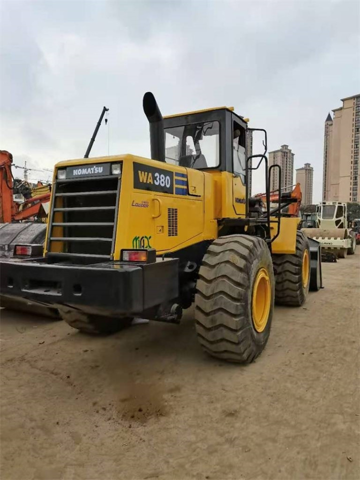 Wiellader Komatsu WA 380