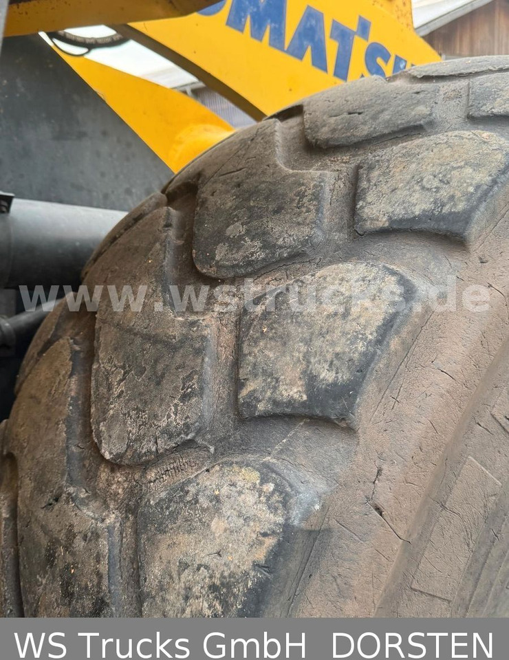 Wiellader Komatsu WA 470-6  9t Schaufel Waage LED