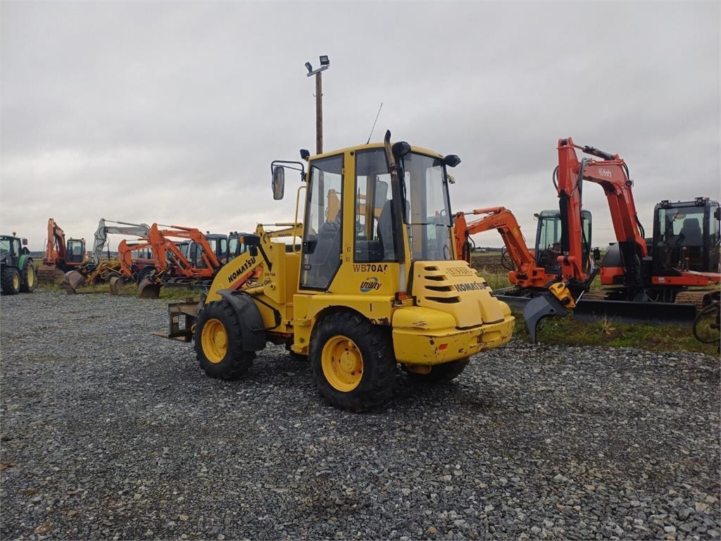 Wiellader Komatsu WB70A Pyöräkuormaaja