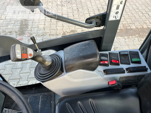 Wiellader Kramer 5035