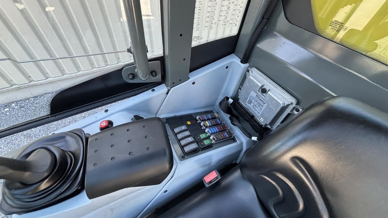 Wiellader Kramer 5065