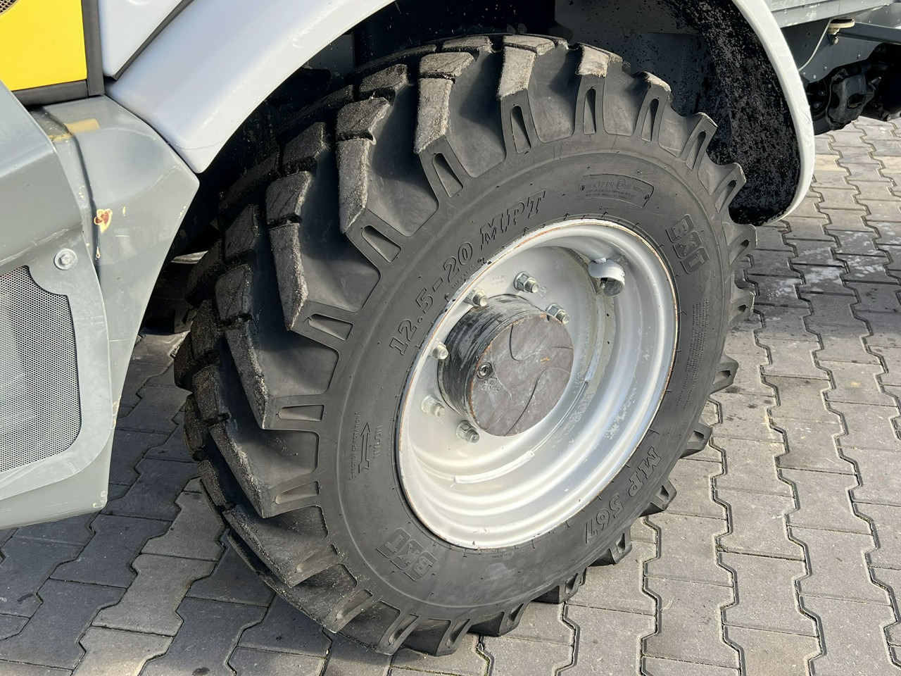 Wiellader Kramer 5085, 353-11S