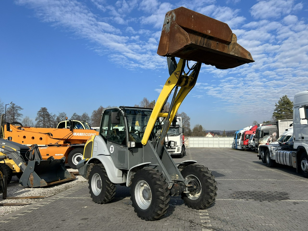 Wiellader Kramer 5085, 353-11S