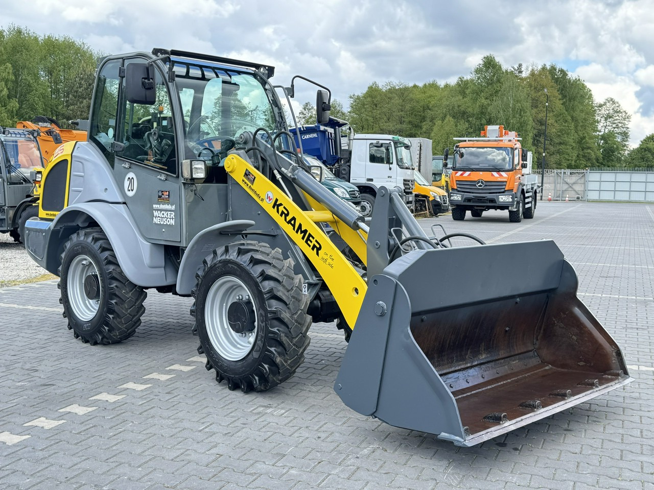 Wiellader Kramer 5085, 353-11S