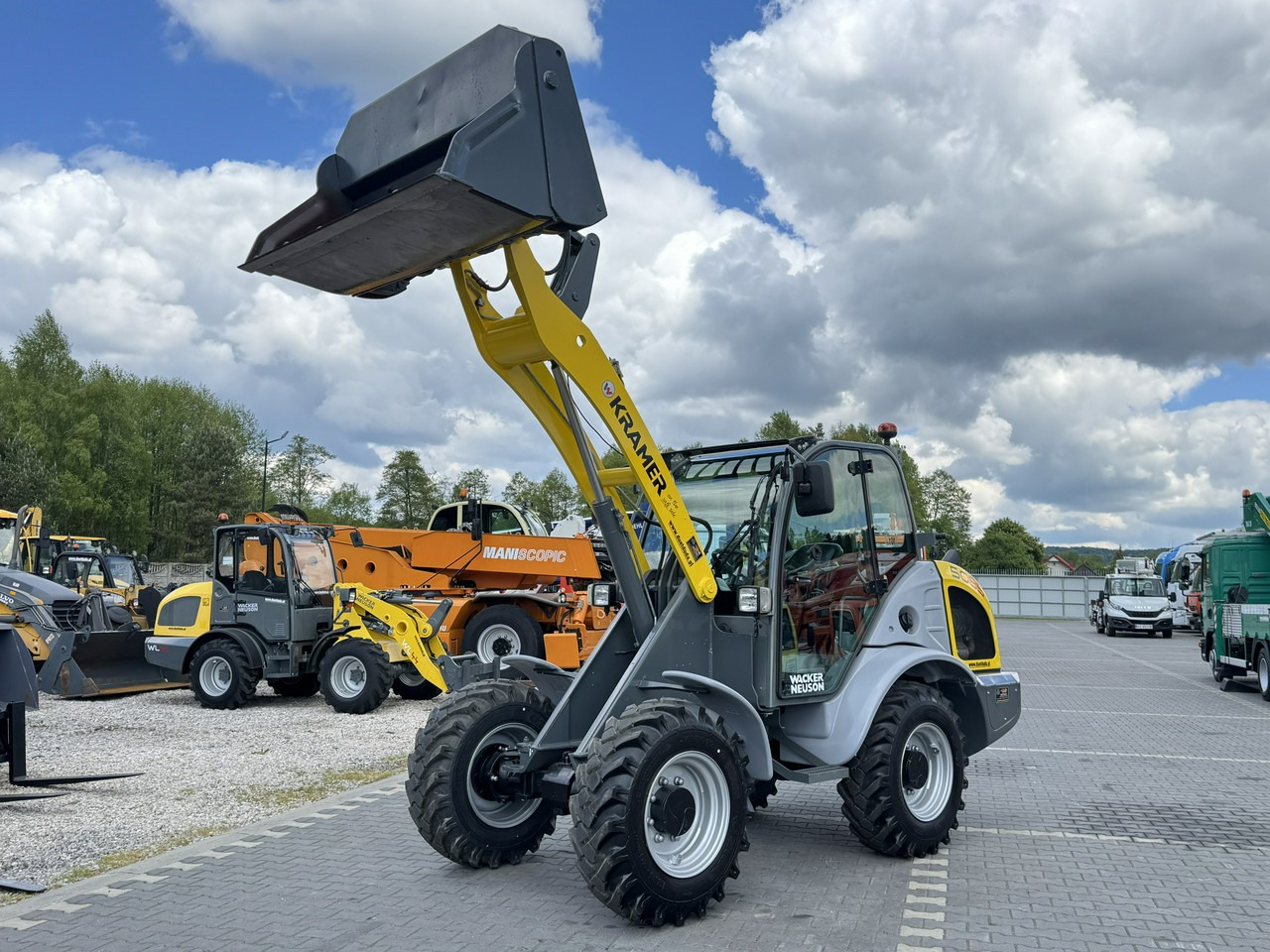 Wiellader Kramer 5085, 353-11S