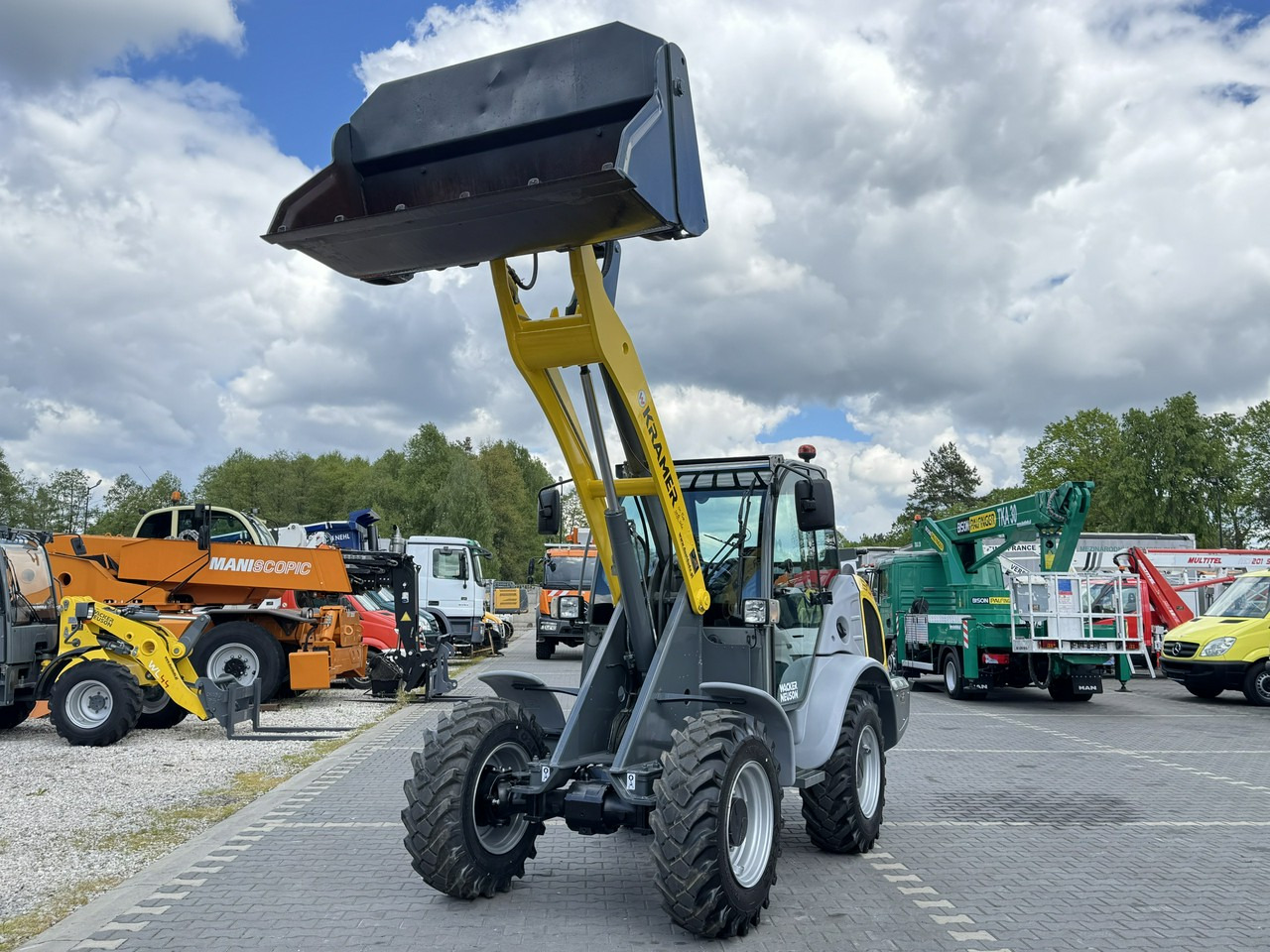Wiellader Kramer 5085, 353-11S