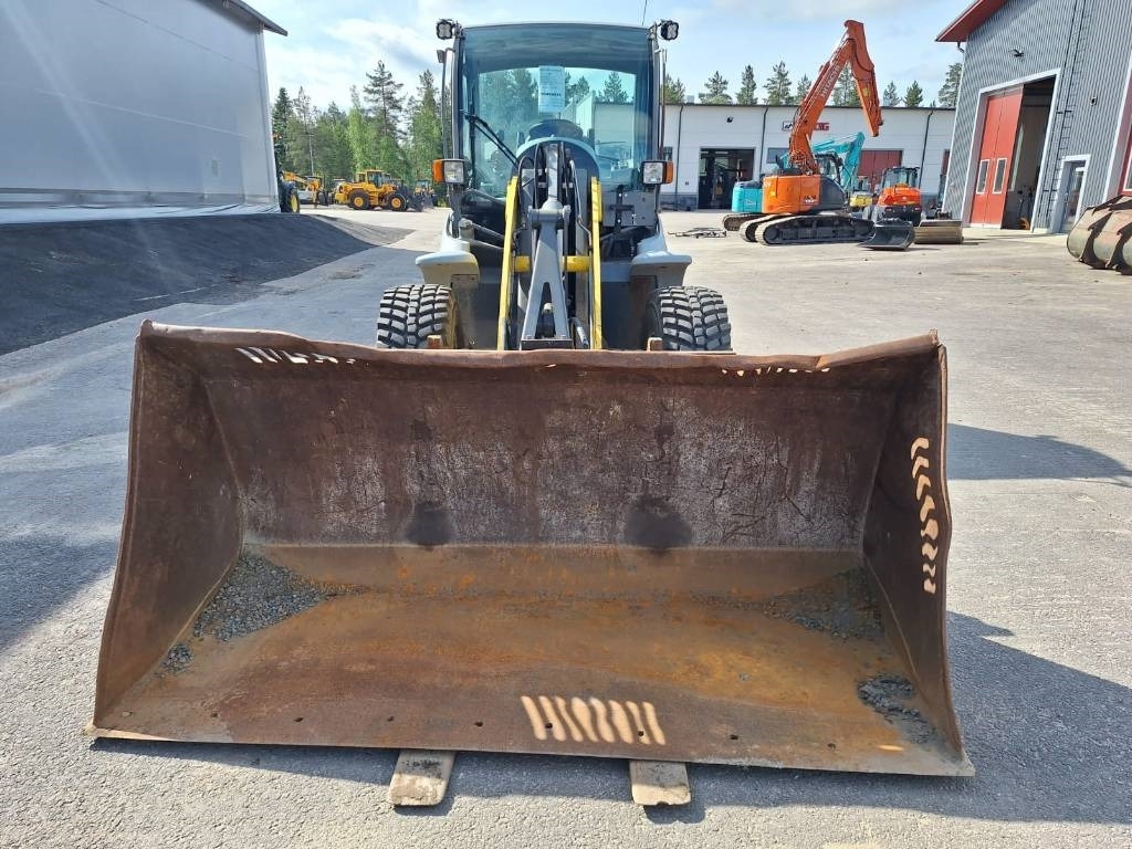 Wiellader Kramer 680 ecospeed KAUHA, PIIKIT, NOSTOPUOMI