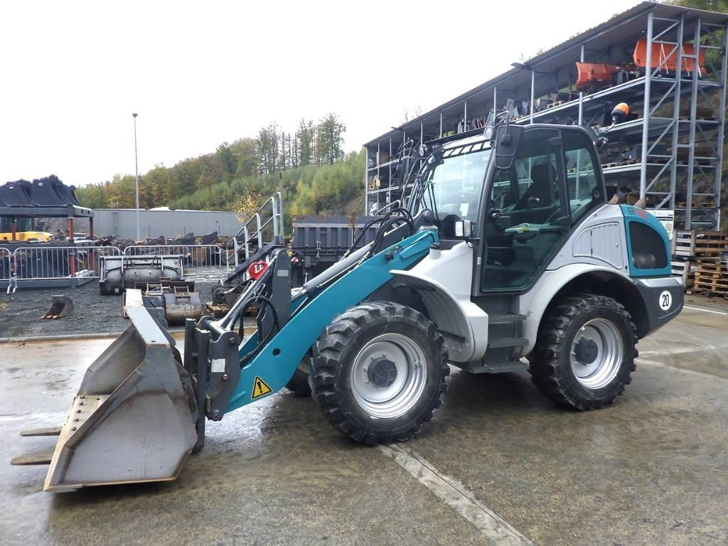 Wiellader Kramer 8115