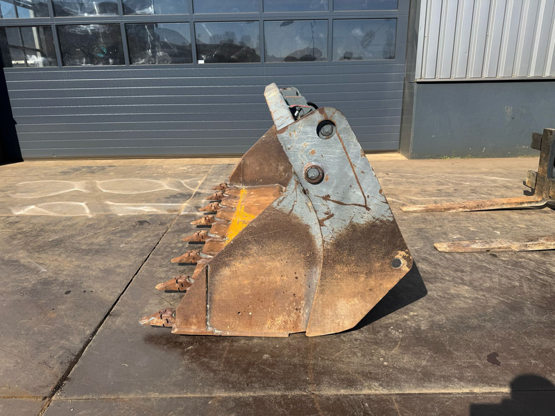 Wiellader Kramer 8155 / Forks / bucket