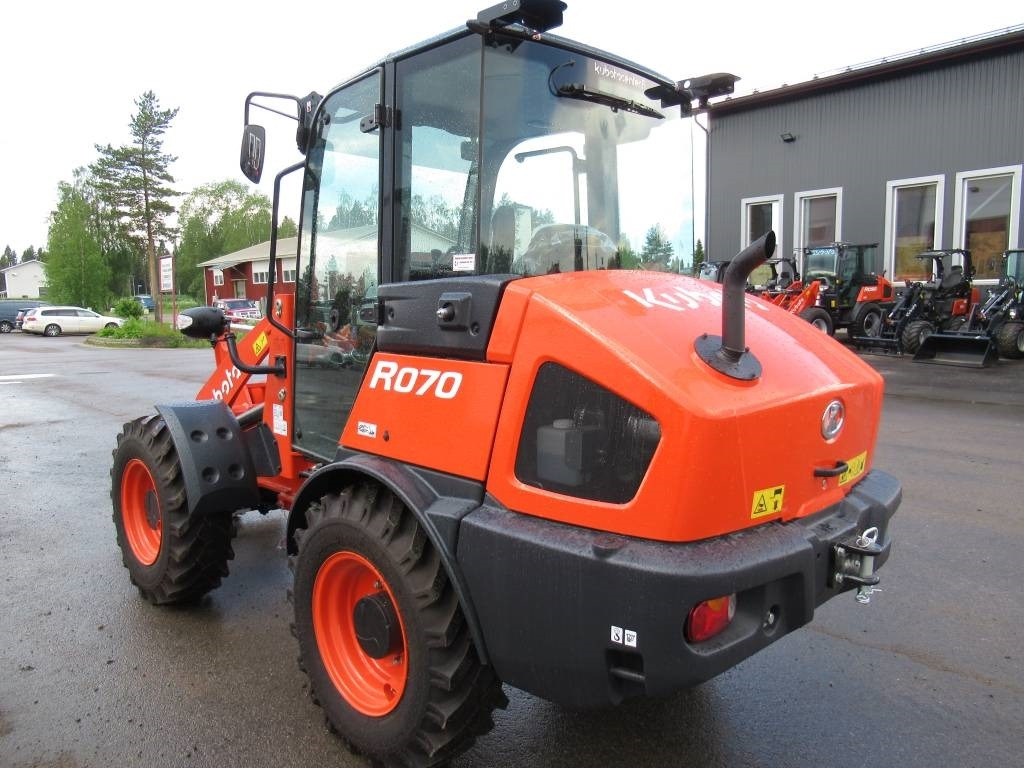 Wiellader Kubota R070W UUTUUSMALLI