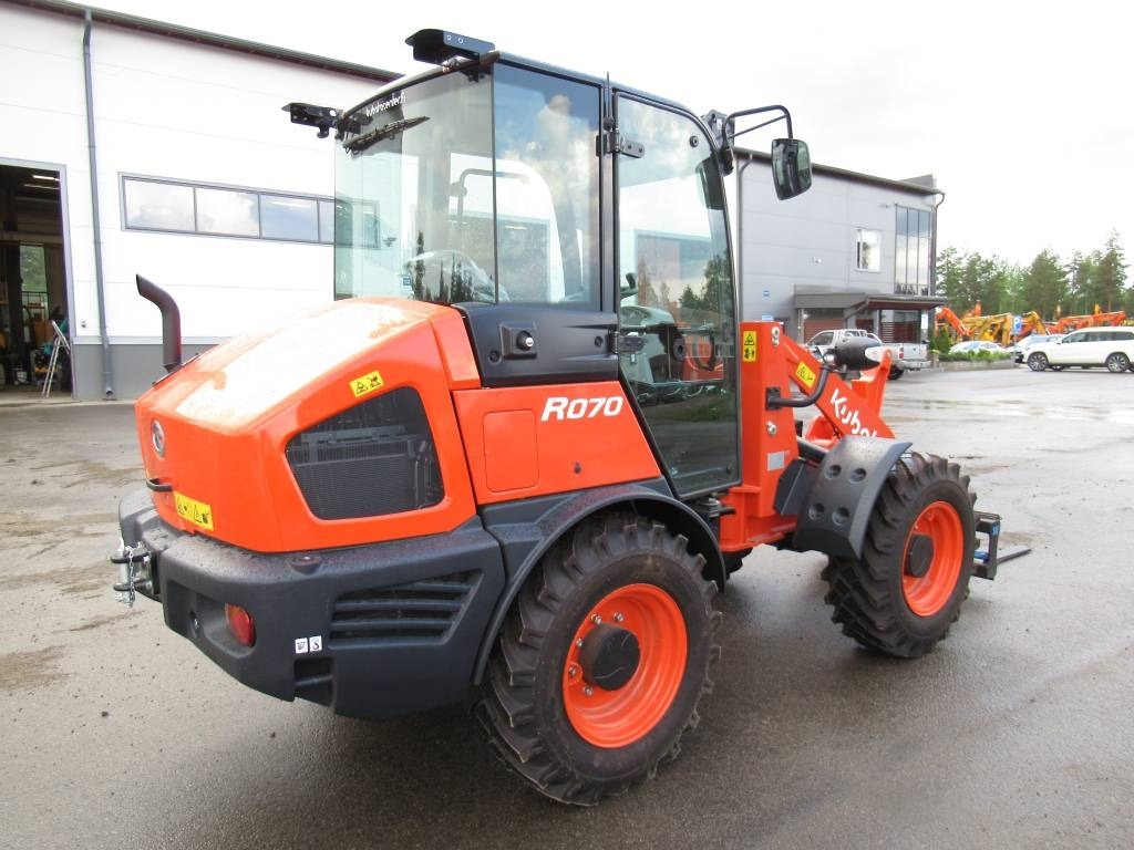 Wiellader Kubota R070W UUTUUSMALLI