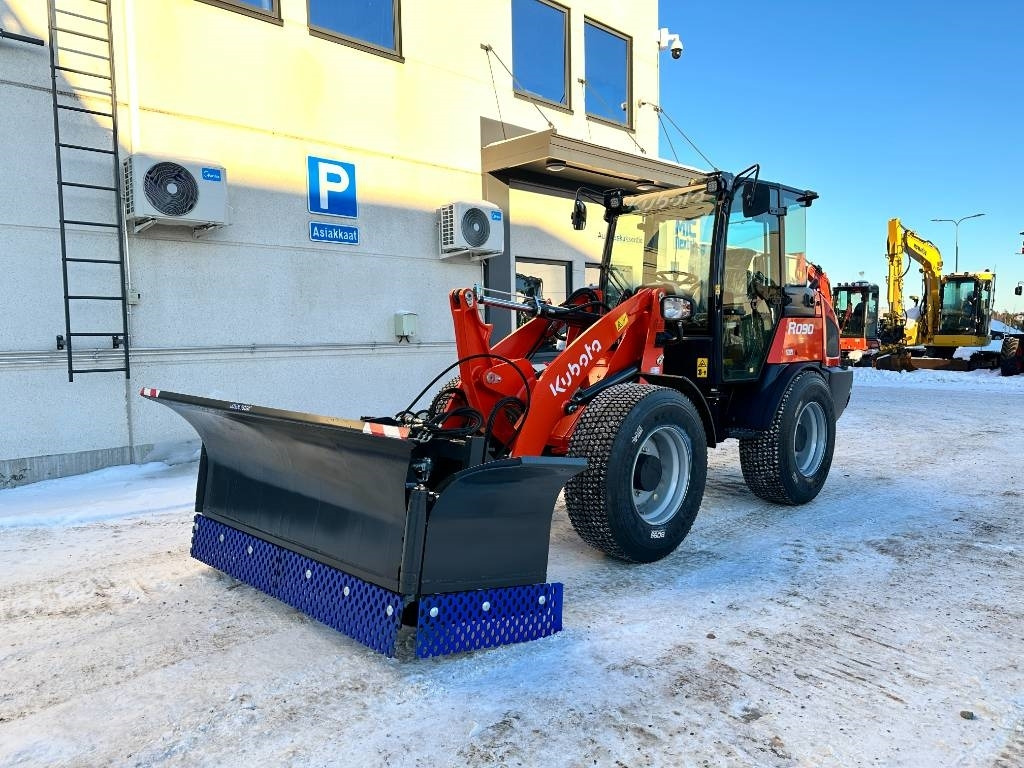 Wiellader Kubota R090 Auravarustuksella uusi