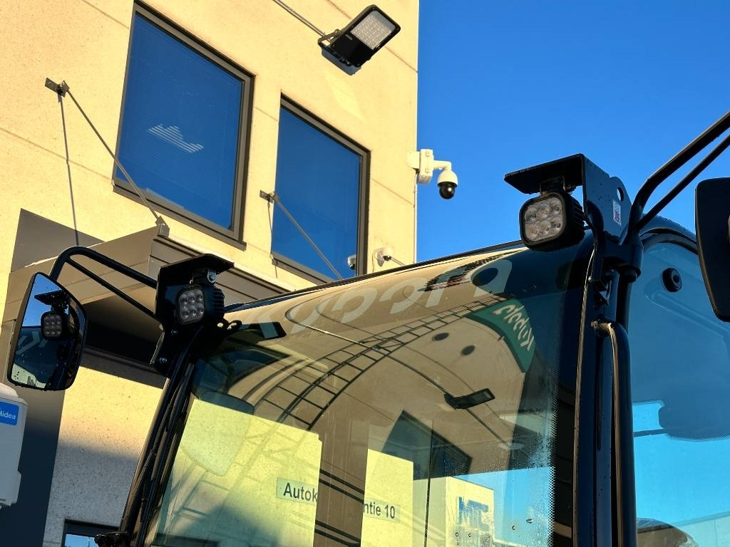 Wiellader Kubota R090 Auravarustuksella uusi