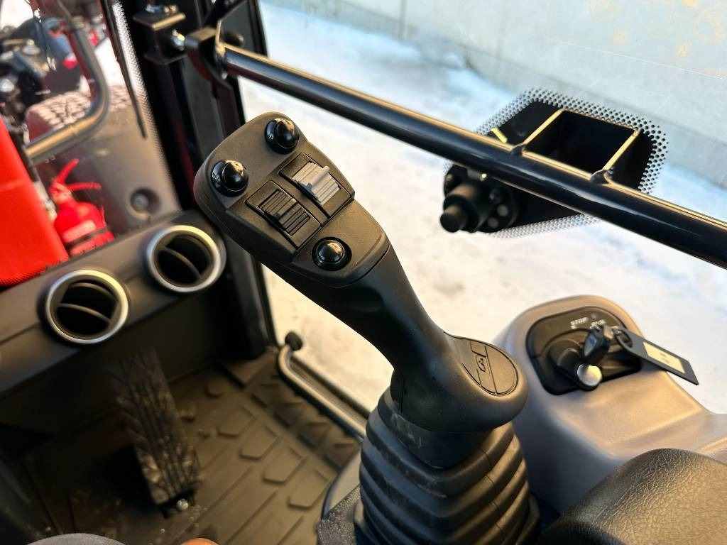 Wiellader Kubota R090 Auravarustuksella uusi