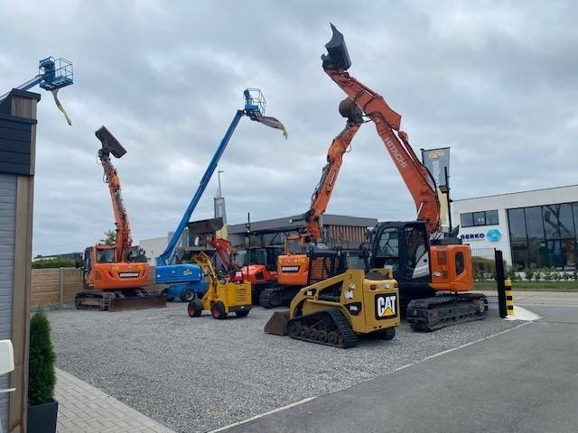 Wiellader Kubota R 065