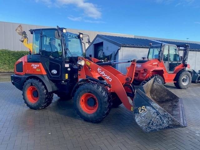 Wiellader Kubota R 065