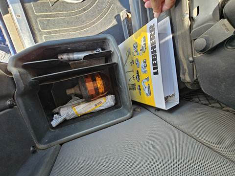 Wiellader LIEBHERR L556