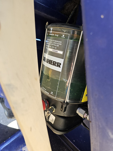 Wiellader LIEBHERR L556