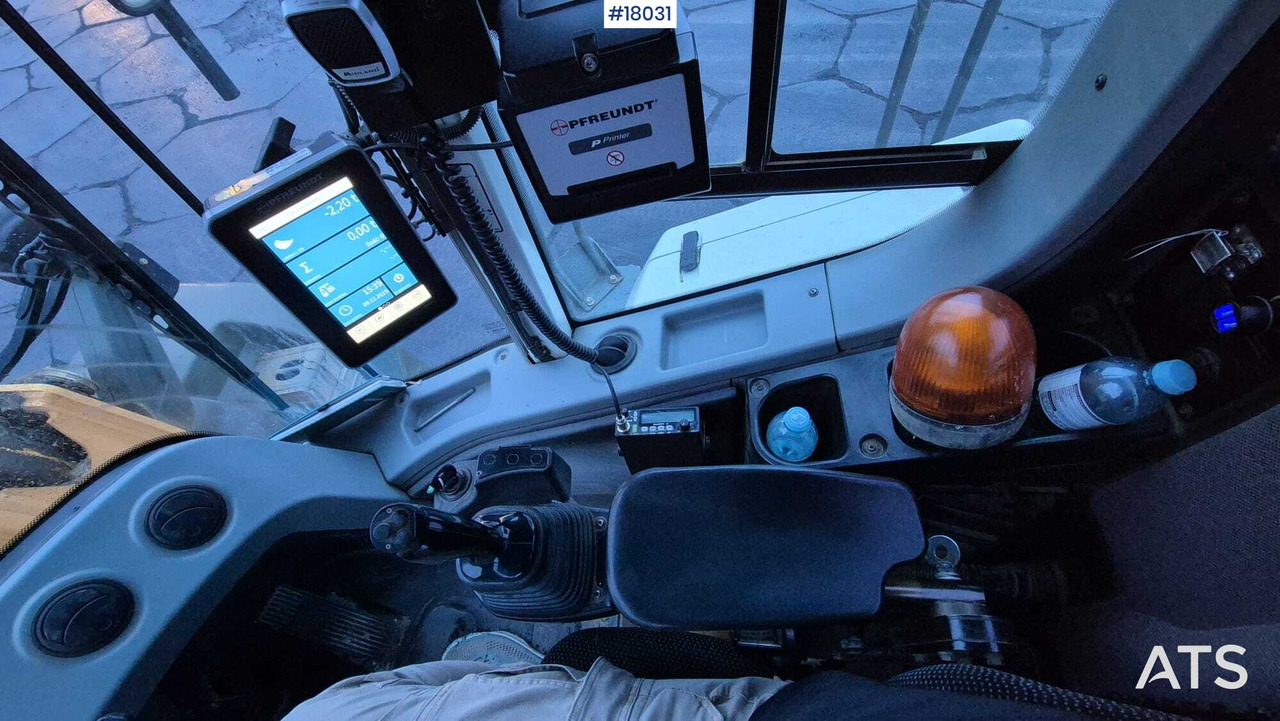 Wiellader LIEBHERR L576 wheel loader (2017)