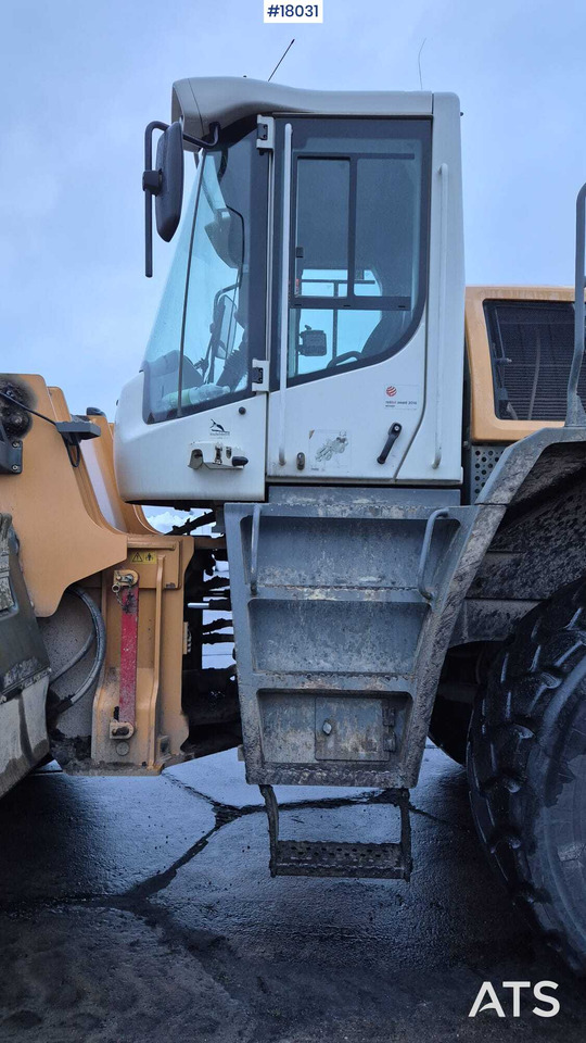 Wiellader LIEBHERR L576 wheel loader (2017)