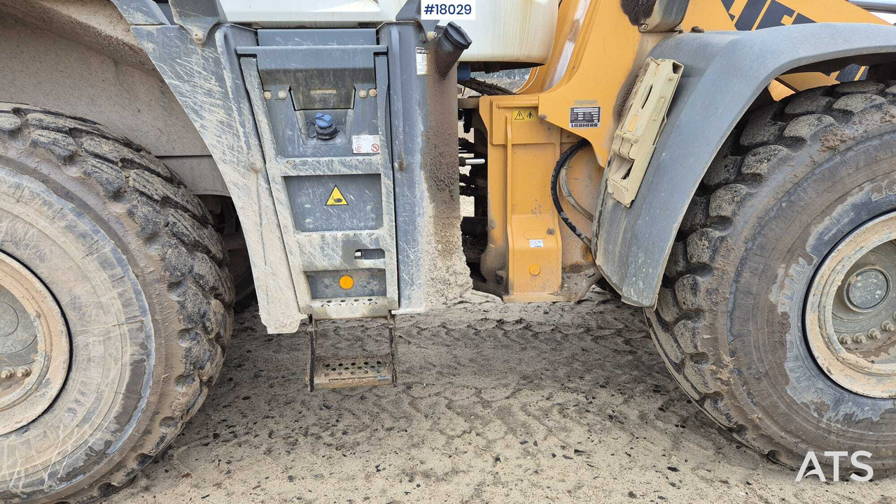 Wiellader LIEBHERR L576 xPower wheel loader (2019)