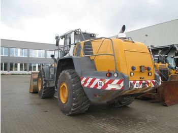 Wiellader LIEBHERR L586